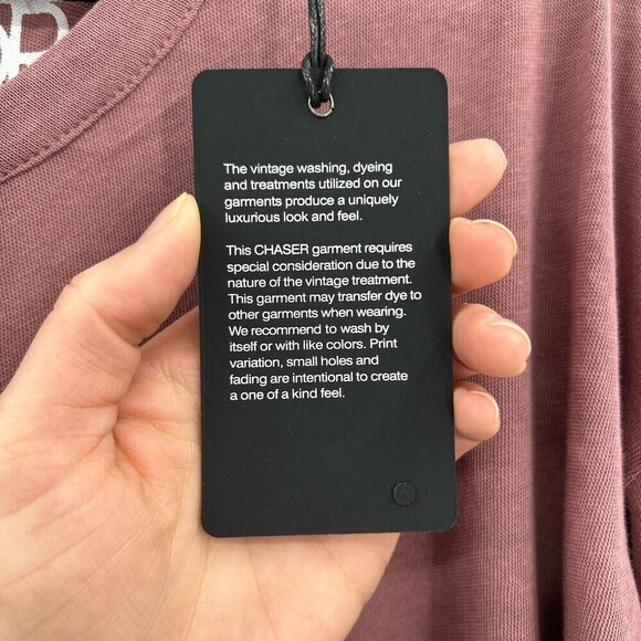 NWT CHASER Rose Pink Love Script Arrow Lightweight Long Sleeve Shirt Size Medium - Picture 5 of 5